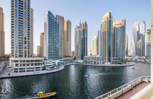 Dubai Marina Apartment | Frank Porter - Marina Views Tower B