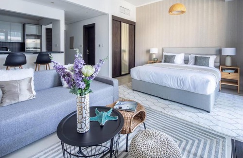 Dubai Marina Apartment | Frank Porter - Silverene Tower