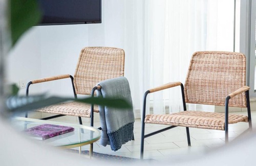 Dubai Marina Apartment | Frank Porter - Torch Tower