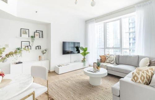 Dubai Marina Apartment | Frank Porter - Torch Tower
