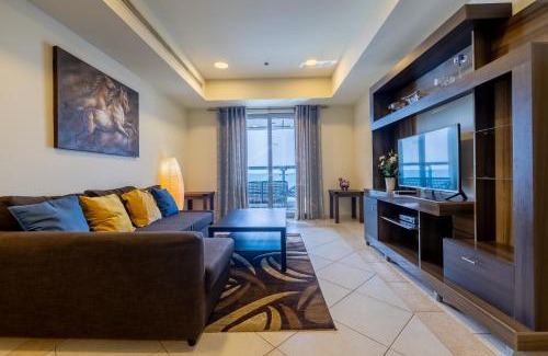 Dubai Marina Apartment | Full Sea View Fantastic Apartment Princess Marina