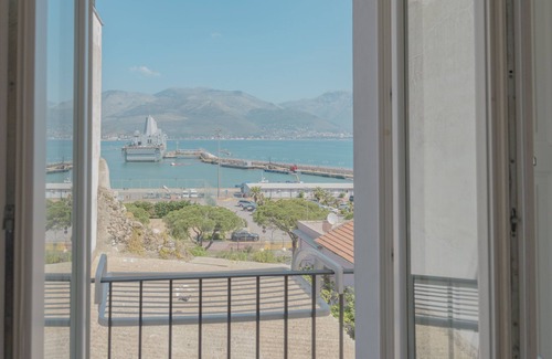 Gaeta House | Gaeta Apartment center