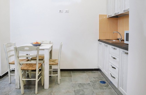 Quartieri Spagnoli Apartment | Gelso III Apartment by Wonderful Italy