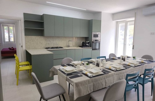 Gaeta Apartment | Geneva House: luxury beachfront apartment with parking space and renowned view