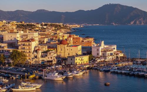 Torre del Greco Apartment | GIOIA Holiday Home