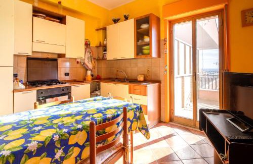 Santa Teresa di Riva Apartment | Goodmorning Home