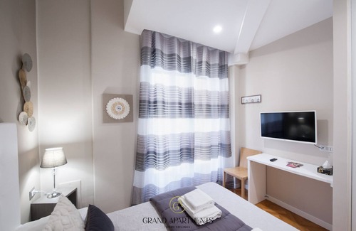 Vomero Apartment | Grand Apartment - Merliani