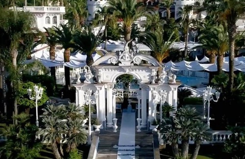Sant'Antonio Abate Hotel | Grand Hotel La Sonrisa