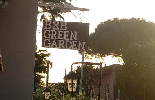 Pompei Bed & Breakfast | Green Garden