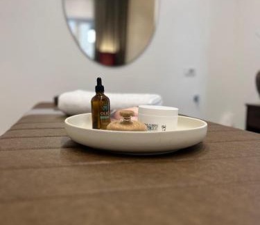 Centro Storico Apartment | Hair spa suite 'Beauty Ritual' Femme Noir