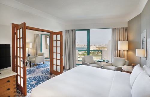 Dubai Marina Hotel | Hilton Dubai Jumeirah