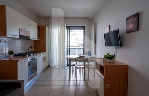 Pineto Apartment | Holiday Rendez Vous 35 - Second floor apartment with sea view