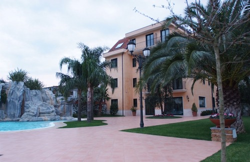 Nocera Superiore Hotel | Hotel Villa Albani