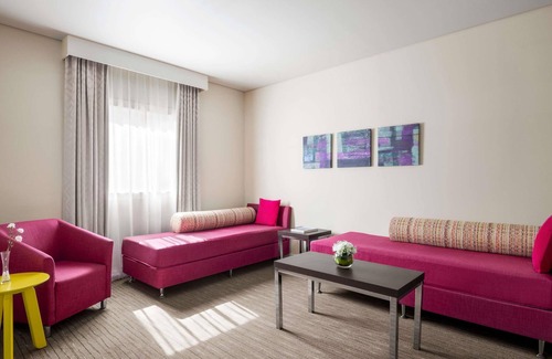 Al Majaz Hotel | ibis styles Sharjah Hotel