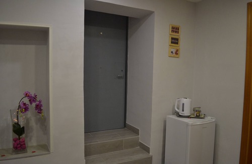 Naples City Centre Apartment | Ideal for families or groups of friends, located in the historic center.
