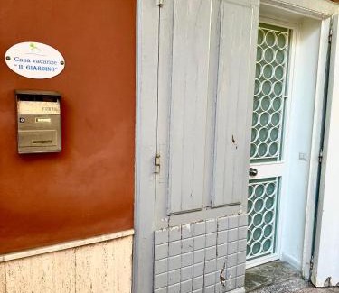Torre Annunziata House | Il Giardino POMPEI