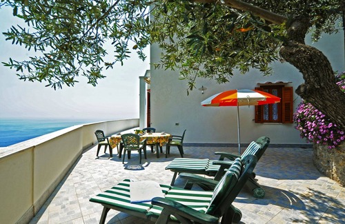 Pogerola Apartment | IL MARE - HOLIDAY APARTMENT - VETTICA - AMALFI COAST