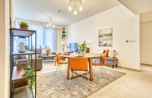 Downtown Dubai Apartment | Incredible Views From This Classy Apt With Terrace