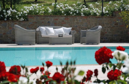 Civitella in Val di Chiana Villa | 575 m² Villa ∙ 17 bedrooms ∙ 33 guests