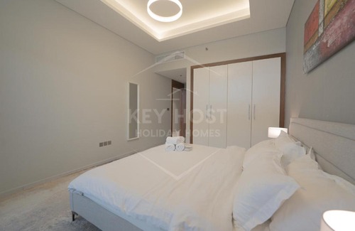 Jumeirah Village Circle Apartment | KeyHost - Regent Court JVC - KG20