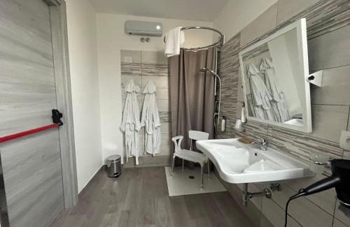 Paola Hotel | La Casba