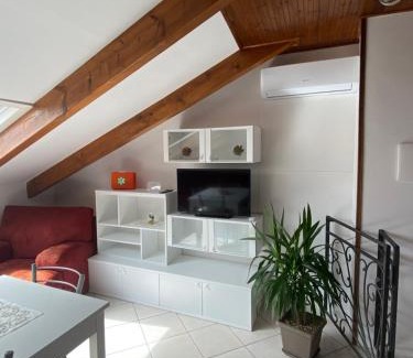 San Lazzaro Apartment | La casetta del borgo