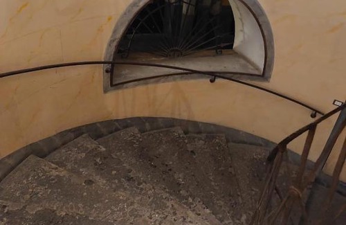 Chiaia Apartment | La Cupola dell'amore