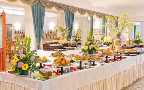 Lacco Ameno Hotel | La Reginella Resort & Spa