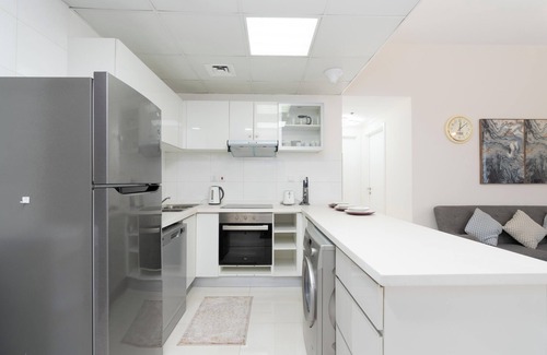 Jumeirah Apartment | Lavish 2-Bedroom Home in Dubai Marina