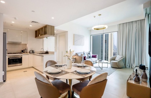 Trade Center Apartment | Lavish 2 Bedroom Suite with Burj Khalifa View & Direct Dubai Mall Access