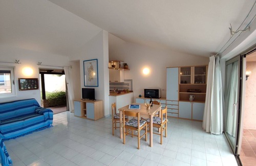 Palau House | Lovely apartment in villa for 5 guests with pool, A/C, WIFI, TV, terrace and panoramic view