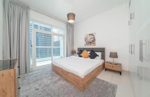 Dubai Marina Apartment | Luton Vacation Homes - Continental Tower, Dubai Marina