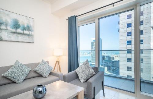 Dubai Marina Apartment | Luton Vacation Homes-Damac Heights Tower- Dubai Marina-21AB03