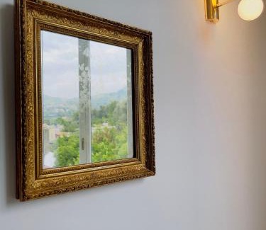 Meta Bed & Breakfast | Lux Aurea