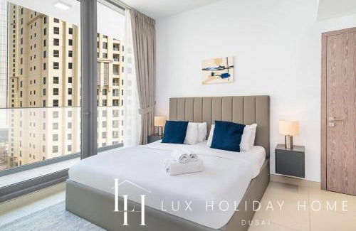 Dubai Marina Apartment | LUX Contemporary Suite with Full Marina View 6