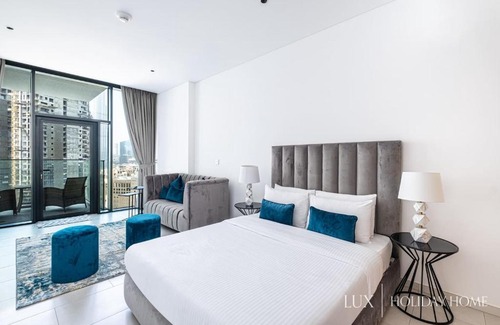 Downtown Dubai Apartment | LUX - Marquise Square Studio Suite 1