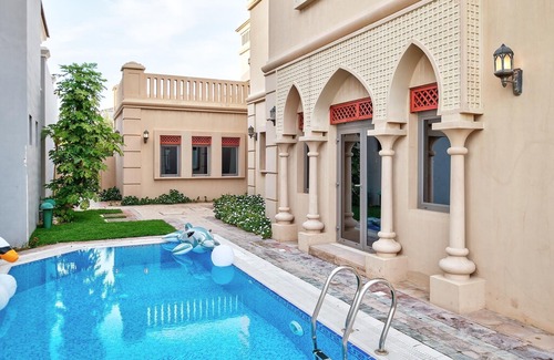 Palm Jumeirah Villa | Luxurious 6 bedrooms Villa in Palm Jumeirah