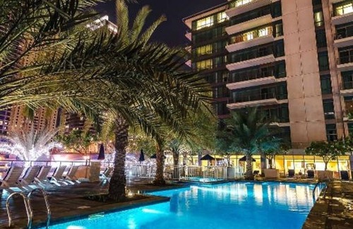 Dubai Marina Apartment | Luxury 1 Bedroom Apartment in Marina