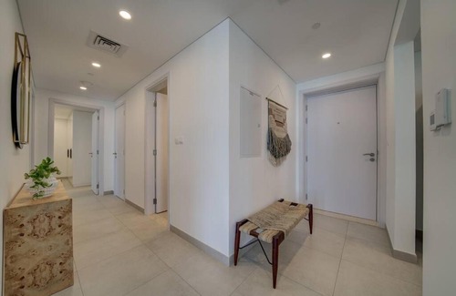 Umm Suqeim 3 Apartment | Luxury 2-bedroom apartment with Burj Al Arab view