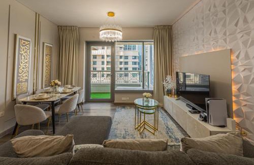 Downtown Dubai Apartment | Luxury 2BR Burj Khalifa Fountain View with Pool, Gym, and Near Dubai Mall