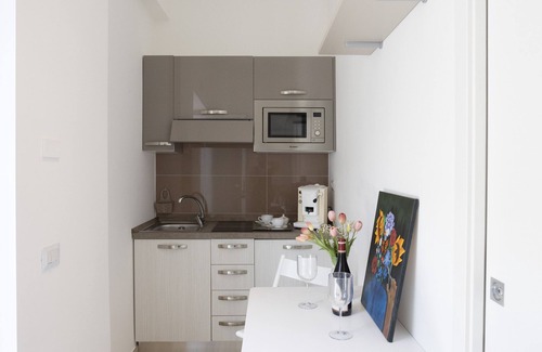 Pompei Bed & Breakfast | MA RI Apartments