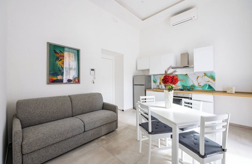 Vittorio Emanuele Apartment | Maison Margherita - One Bedroom Apartment, Sleeps 4