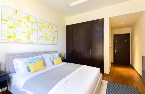 Palm Jumeirah Apartment | Maison Privee - Luxury 1BR Apt Few Steps Away from the Beach