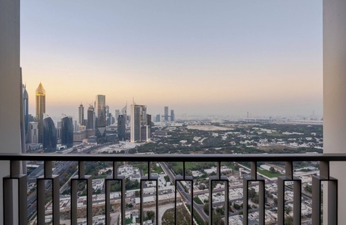 Za'abeel 2 Apartment | Modern 1BR Apartment-High floor-Downtown Views II