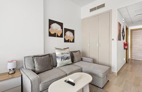 Jumeirah Village Circle Apartment | Modern Studio with Sofa Bed in JVC-