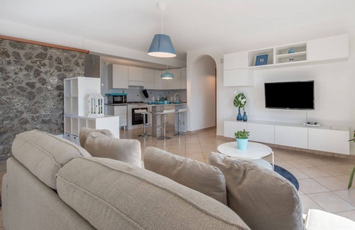 Nerano Villa | My Rental Homes - Villa Sea Breeze in Nerano, with pool, terrace and sea view