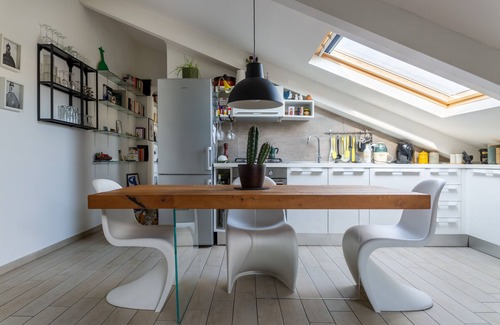 Naples City Centre Apartment | Naples Botanical Loft