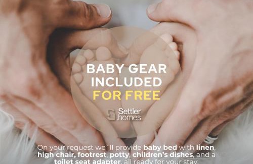 Jumeirah Lake Towers Apartment | Near Metro & Free Baby Gear - Spacious JLT Studio