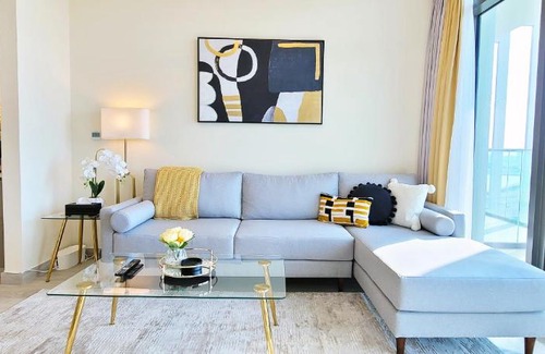 Jadaf Apartment | New Bright & Modern Luxury 1BR with Full Burj View