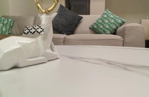 Dubai Marina Hostel | New Horizon JBR